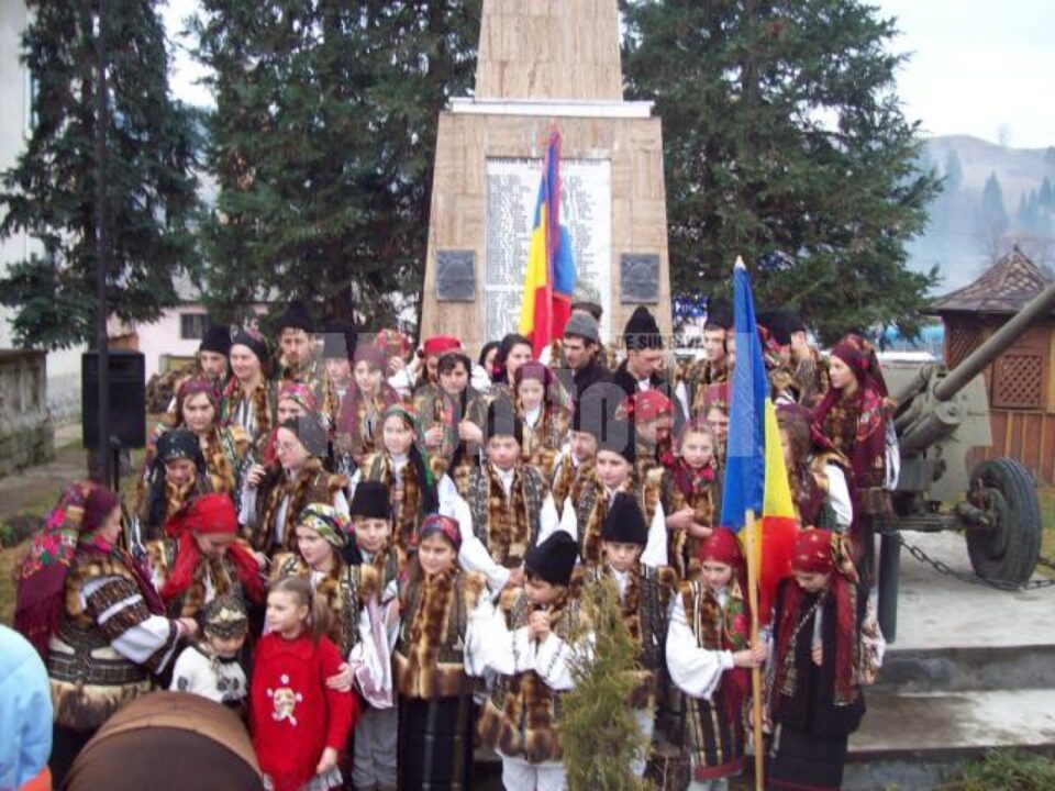De Ziua Națională: „România începe cu mine”, spectacol la Moldovița