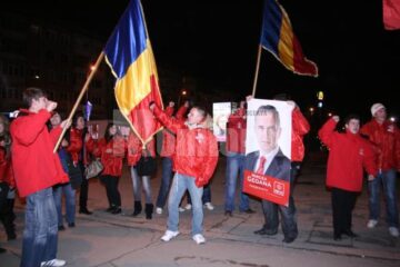 Gustul victoriei: Urale și lacrimi de bucurie la PSD