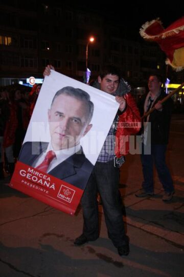 Gustul victoriei: Urale și lacrimi de bucurie la PSD
