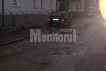 Pierderi: Avarii în lanț la rețeaua de apă rece din centrul Sucevei