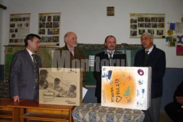Un calculator pentru școala din Negostina