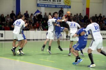 În ultima etapă a turului Ligii Naționale de Handbal, Universitatea Suceava a pierdut pe teren propriu în fața Reșiței