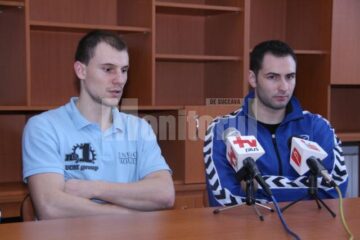 Handbal: Universitatea pierde în fața Reșiței la două goluri