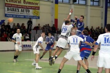 Handbal: Universitatea pierde în fața Reșiței la două goluri