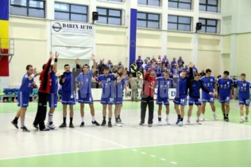 Handbal: Universitatea pierde în fața Reșiței la două goluri