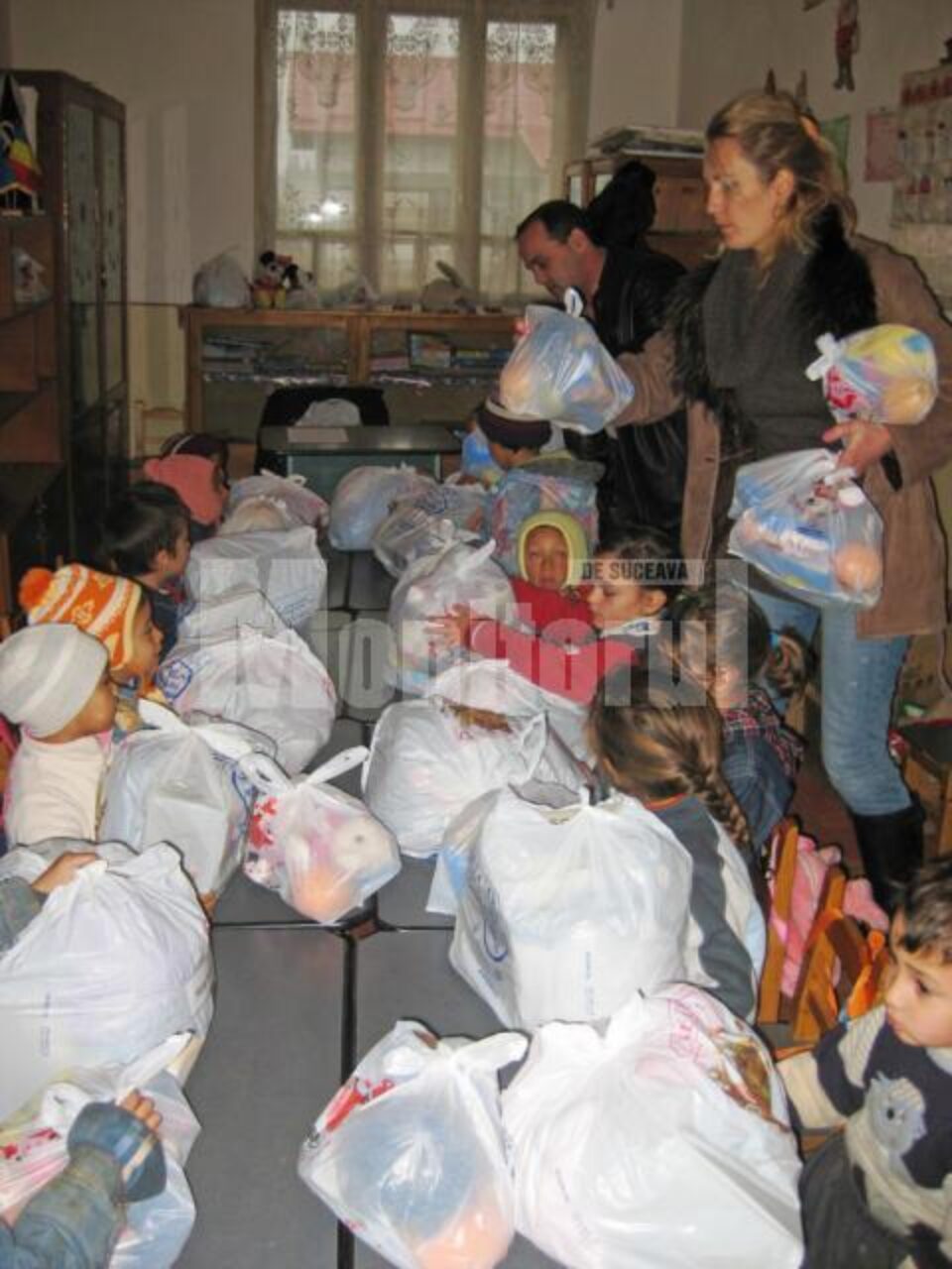 O lume a prieteniei: Daruri pentru preșcolarii de la Grădinița Mironu