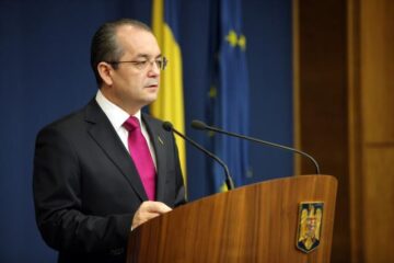 Boc: "Preiau mandatul nu pentru a deveni mai popular, ci pentru a face ceea ce trebuie pentru România". Foto: MEDIAFAX