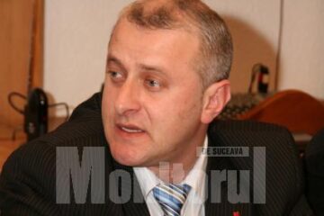 Lecții: Social- democrații suceveni îi învață pe cei de la PD-L cum să conjuge verbul a face