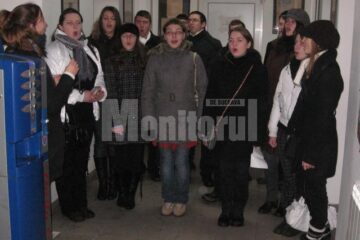 Grupul de tineri „Voces Christianum” de la Mănăstirea Sf. Ioan cel Nou Suceava