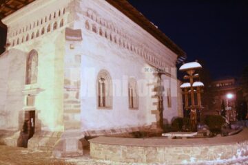 Ceremonia se va desfășura la Troița de lângă biserica Sfânta Înviere din municipiul Suceava