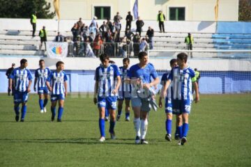 Fotbaliștii de la Cetatea își petrec vacanța cu buzunarele goale