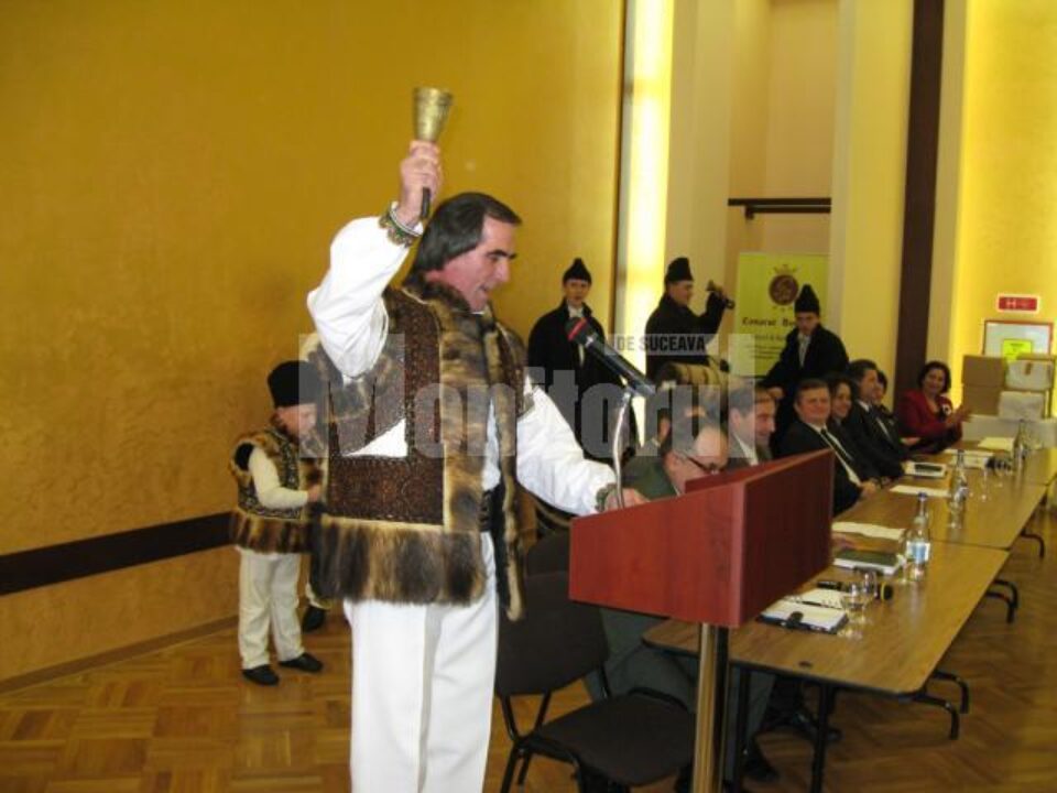 Doctorul Petrea Dulgheru și-a colindat colegii într-un mod original