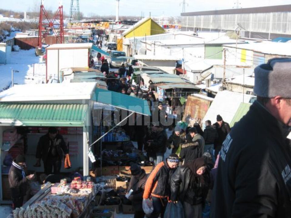 Cu două zile înainte de Revelion: Sucevenii au invadat din nou hipermarketurile