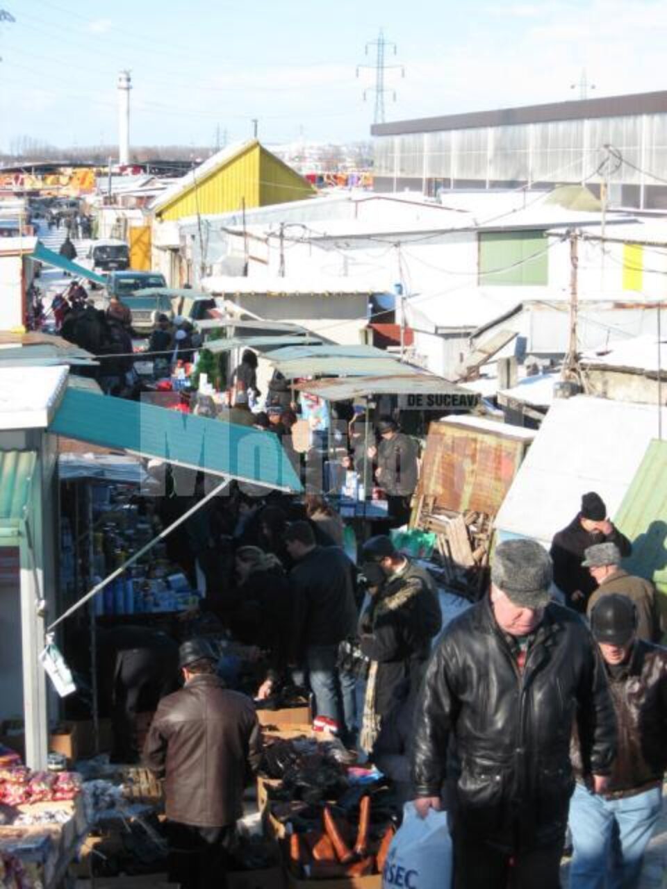 Cu două zile înainte de Revelion: Sucevenii au invadat din nou hipermarketurile