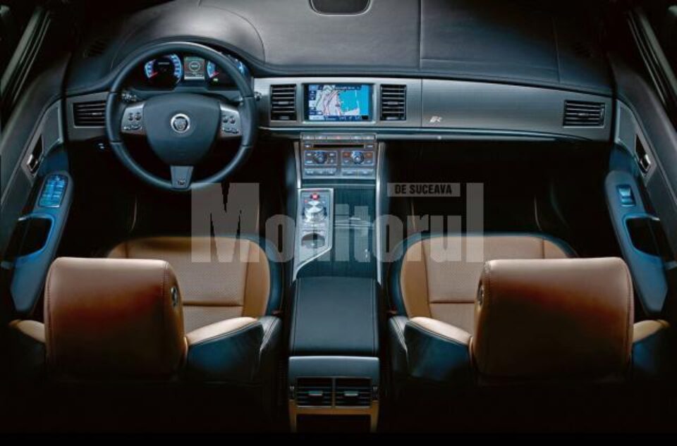 Jaguar XFR