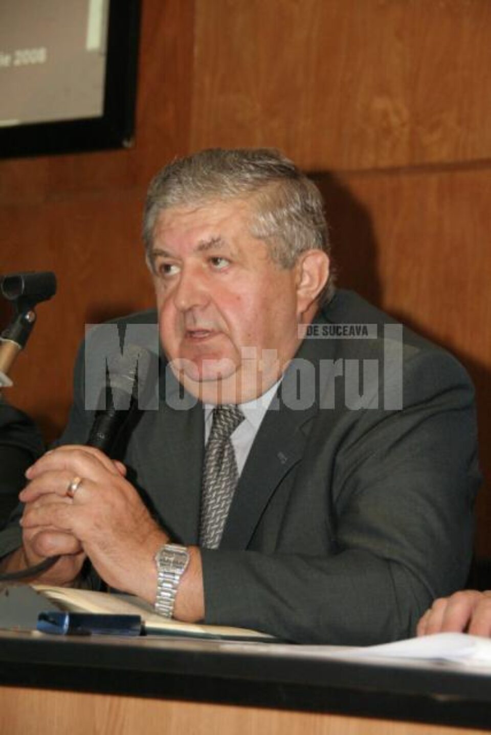 Mîrza amenință cu vot negativ la bugetul de stat pe 2010