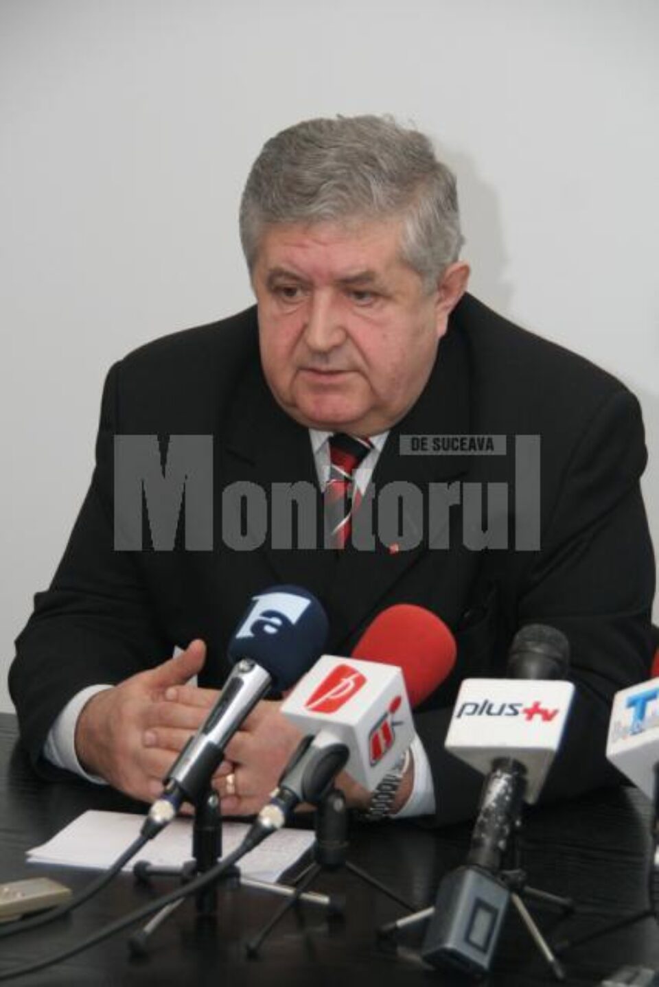Mîrza: Rog să fie echitabili în împărțirea fondurilor, pentru că locuitorii județului trebuie tratați în mod egal Mîrza: Rog să fie echitabili în împărțirea fondurilor, pentru că locuitorii județului trebuie tratați în mod egal