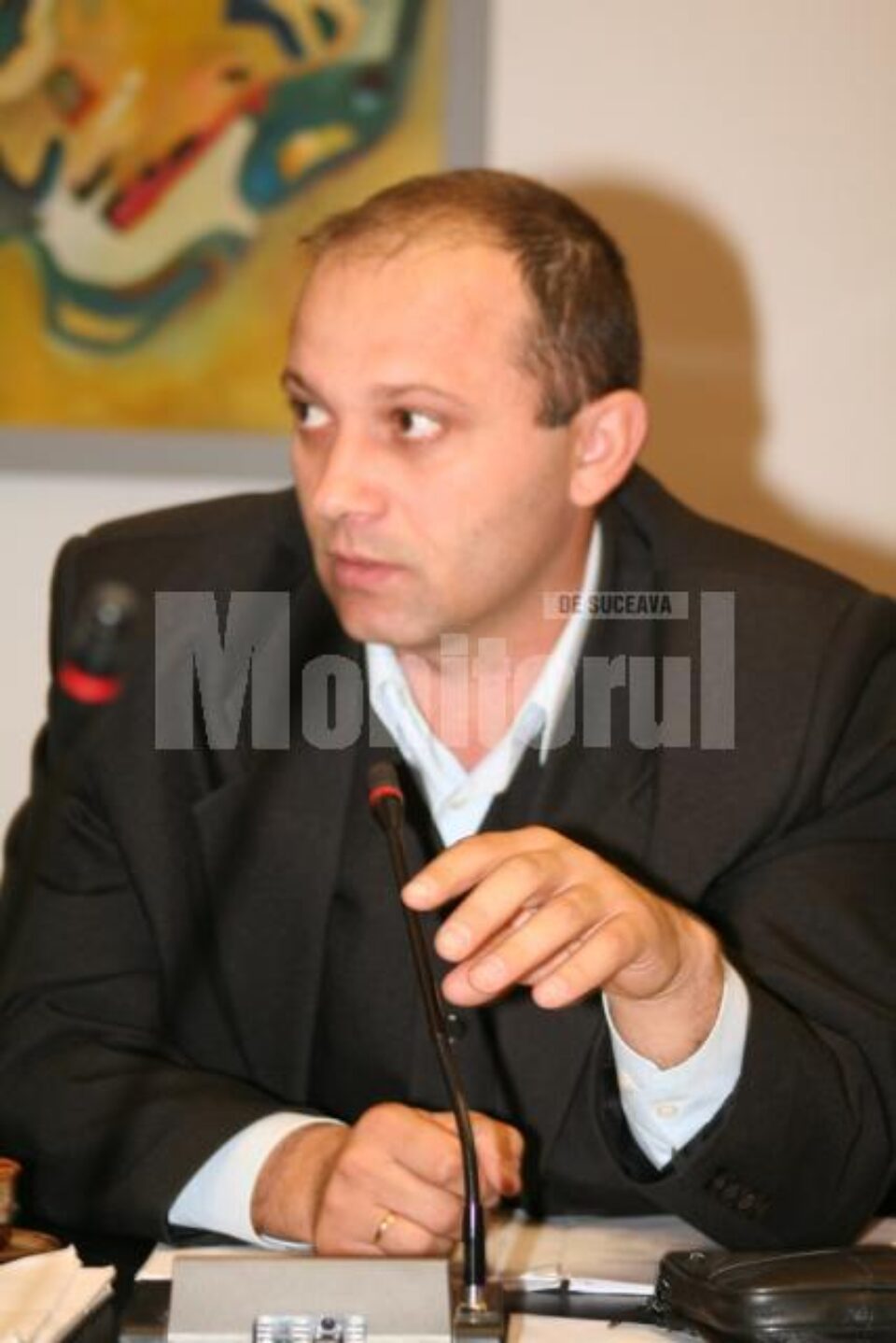 Daniel Cadariu îl invită pe senatorul Gavril Mîrza să se implice în atragerea de resurse către județ, în virtutea funcției pe care o deține Daniel Cadariu îl invită pe senatorul Gavril Mîrza să se implice în atragerea de resurse către județ, în virtutea funcției pe care o deține
