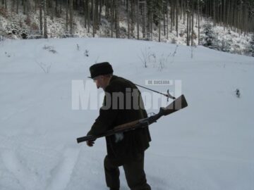 La 74 de ani, Vasile Mehedeniuc e tot cel mai bun vanator din Moldovita