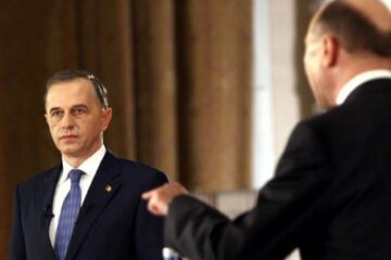 Mircea Geoană la dezbaterea cu Băsescu. Foto: MEDIAFAX