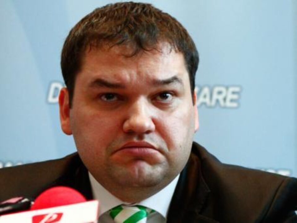 Cseke Attila: ”La personalul auxiliar vom face analize, iar dacă sunt prea mulți se vor lua măsuri". Foto: MEDIAFAX Cseke Attila: ”La personalul auxiliar vom face analize, iar dacă sunt prea mulți se vor lua măsuri". Foto: MEDIAFAX