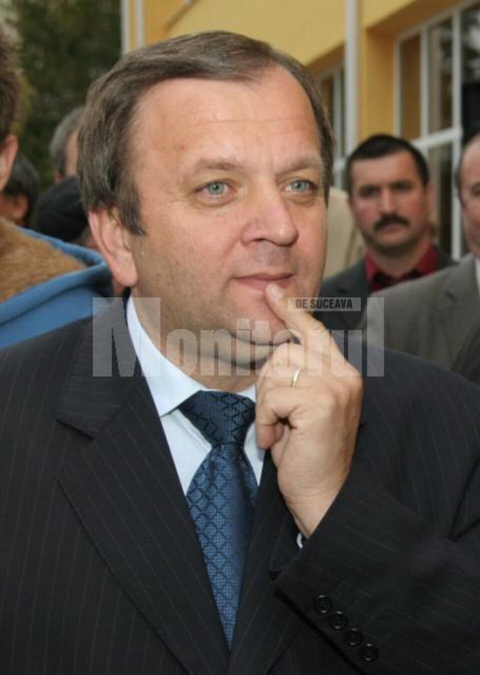 Poziție: Flutur vrea obligatoriu alegeri în PD-L în acest an