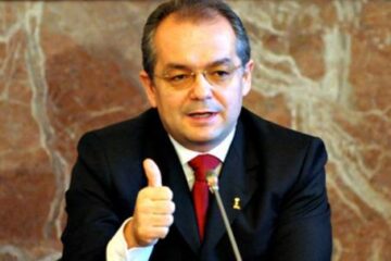 Emil Boc: "Gradul de performanță al absorbției fondurilor comunitare de către miniștri va fi un criteriu al evaluării fiecăruia”. Foto: MEDIAFAX