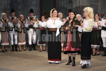 Invitate speciale: Margareta Clipa, Vasilica Tătaru Năstase și Laura Haidău