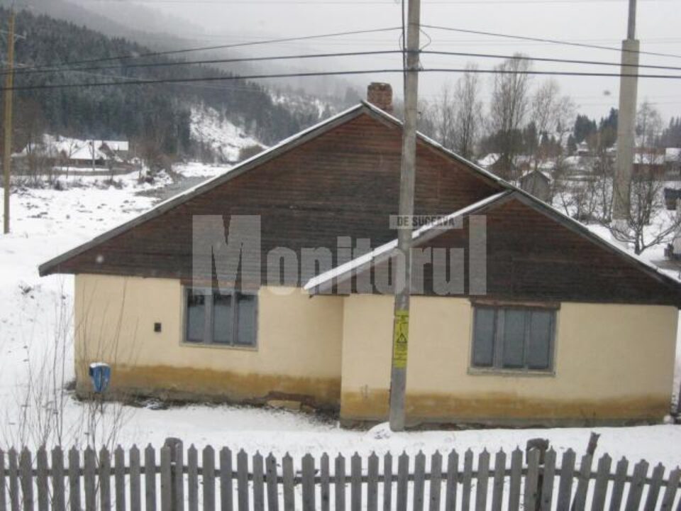 Efect: 1.500 de suceveni au rămas fără curent electric din cauza gerului Efect: 1.500 de suceveni au rămas fără curent electric din cauza gerului