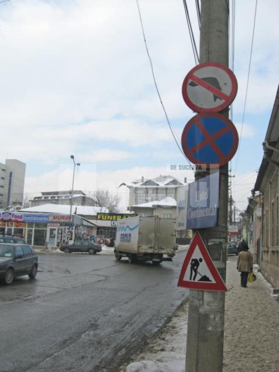 Nici agenții de circulație nu au observat semnul de circulație capcană