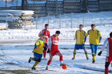 Homneac (în roșu la minge) a jucat pentru prima dată împotriva fostei echipe