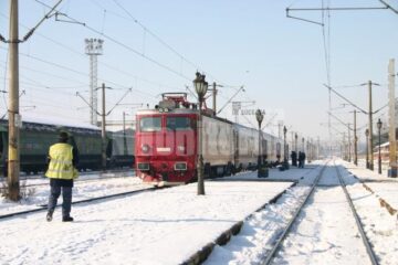 În trenuri, zeci de infracțiuni de furt
