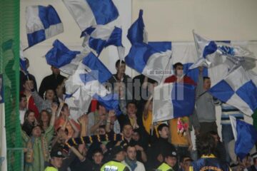 Suporterii sunt așteptați să susțină echipa locală la meciul de diseară