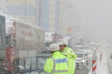 Serviciul de Poliție Rutieră Suceava organizează la fiecare sfârșit de săptămână controale în trafic
