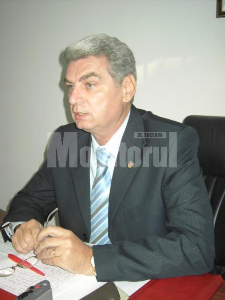 Constantin Gheorghe, fost arbitru internațional, în prezent secretar adjunct al Senatului