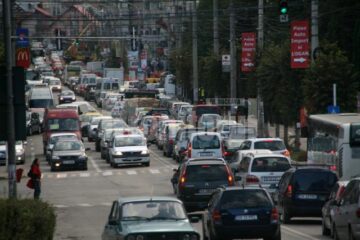 Avertizare: Restricții de circulație la blocul Curcubeu
