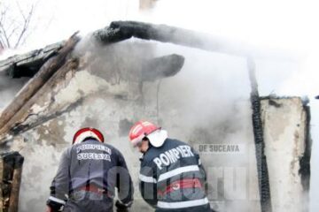 Incendiul de la Stroiești a fost stins în jurul orei 10:00