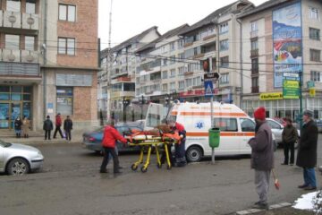 Martorii oculari acuză că ambulanța a sosit după 20 de minute de la efectuarea primului apel la 112