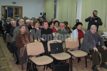 Participanți la dubla lansare de carte