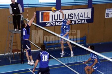 Sucevenii s-au întrebuințat serios, dar au câștigat în setul decisiv, cu scorul de 3 – 2