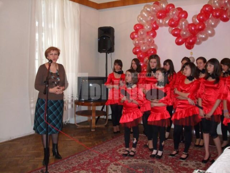 Acțiune culturală care a marcat trei ani de activitate „Euroactiv”