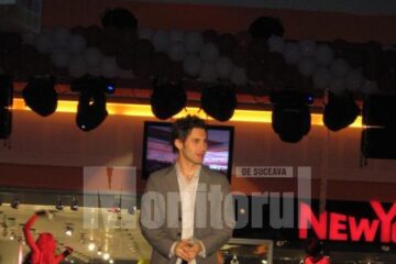 Dan Bălan, cadoul oferit de Shopping City femeilor din Suceava