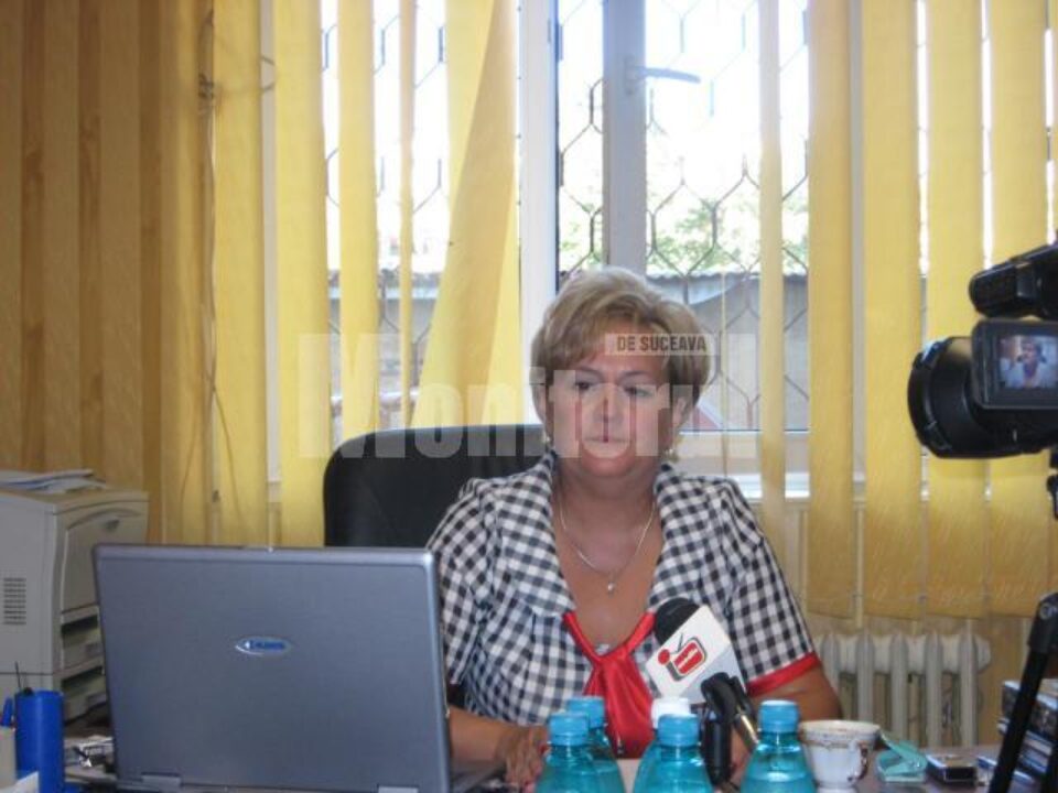 Elena Oanea : „Operatorul avea obligația să-i furnizeze serviciul pe care se angajase să-l presteze prin contract”