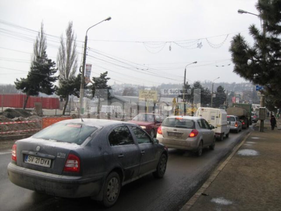 Traficul pe Calea Unirii va continua să rămână blocat pe un sens de circulație cel puțin încă o săptămână Traficul pe Calea Unirii va continua să rămână blocat pe un sens de circulație cel puțin încă o săptămână