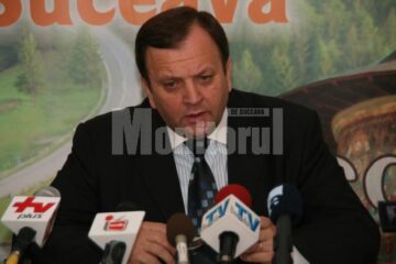 Gheorghe Flutur: „Vă rog, domnilor primari, să înțelegeți că dezvoltarea localităților nu se va mai face numai cu pixul Consiliului Județean care împarte banii, ci prin proiecte europene”