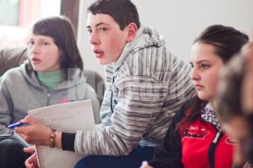 Lansare: 160 de voluntari din Dorna Candrenilor, implicați în proiectul „Pașaportul verde”