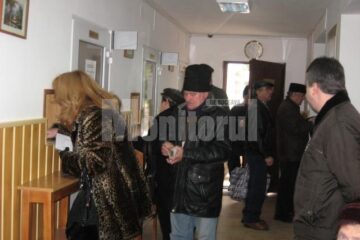 Anul acesta, peste 2.000 de pensionari au luat bani cu împrumut de la CARP