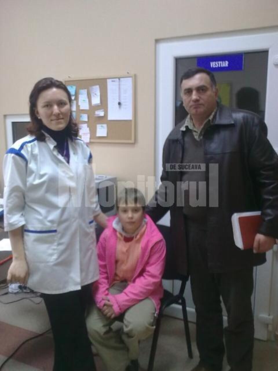 Cu sprijinul unor oameni cu suflet mare, Larisa aude acum ca orice alt copil