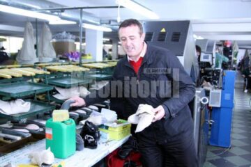 Fabricat în Suceava: Suceveanul cu papuci de milioane de euro