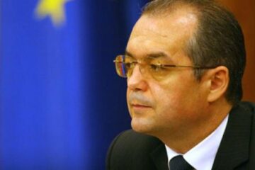 Premierul Emil Boc a afirmat că limba oficială a statului român este limba română. Foto: MEDIAFAX